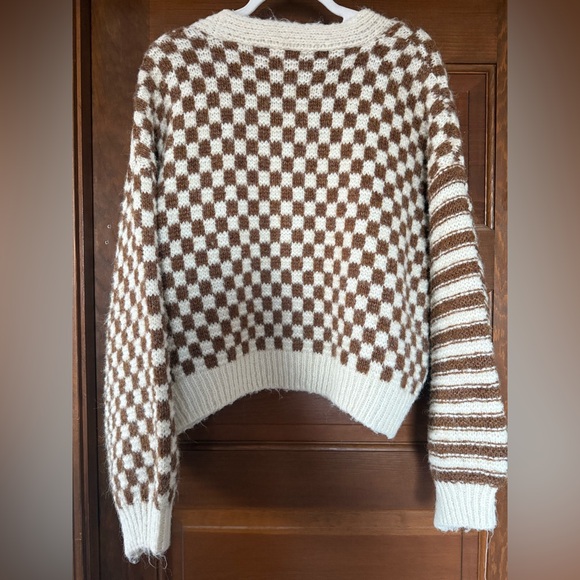 Altard State Stripe and Check Balloon Sleeve Cardigan - Picture 4 of 4